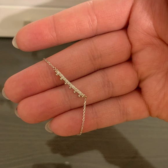 Kendra Scott FJ Molly Bracelet in White Gold with diamonds - Picture 8 of 16